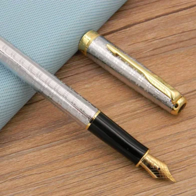 Parker সিলভার কালার ST গিফট ফাউন্টেন পেন