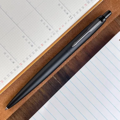 Parker Jotter XL Monochrome বলপয়েন্ট পেন — ছবি 5