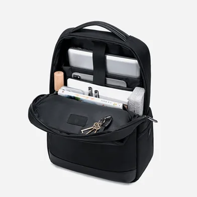 Arctic Hunter B00671 স্লিম ব্যাকপ্যাক ফর মেন 16L Compact অফিস 15.6 ইঞ্চি ল্যাপটপ ব্যাগ — ছবি 4